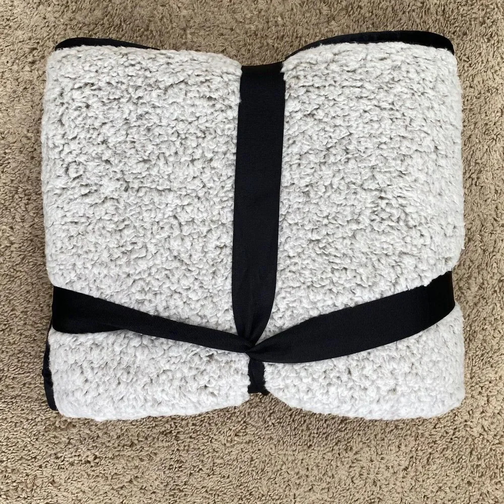Miami Marlins Frosty Fleece Sherpa Blanket 50'' x 60'' Gray Stitched Fabric‎ New